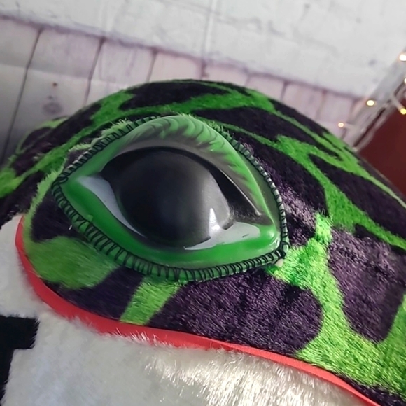 Vintage 90s Weird Funky Big Eye XL Jumbo Frog Toad Carnival Plush Stuffed Animal - Picture 8 of 17